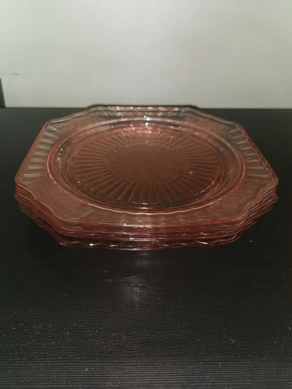 Set of 4 Anchor Hocking Vintage Mayfair Open Rose Pink Dinner Plates Approx 9.5